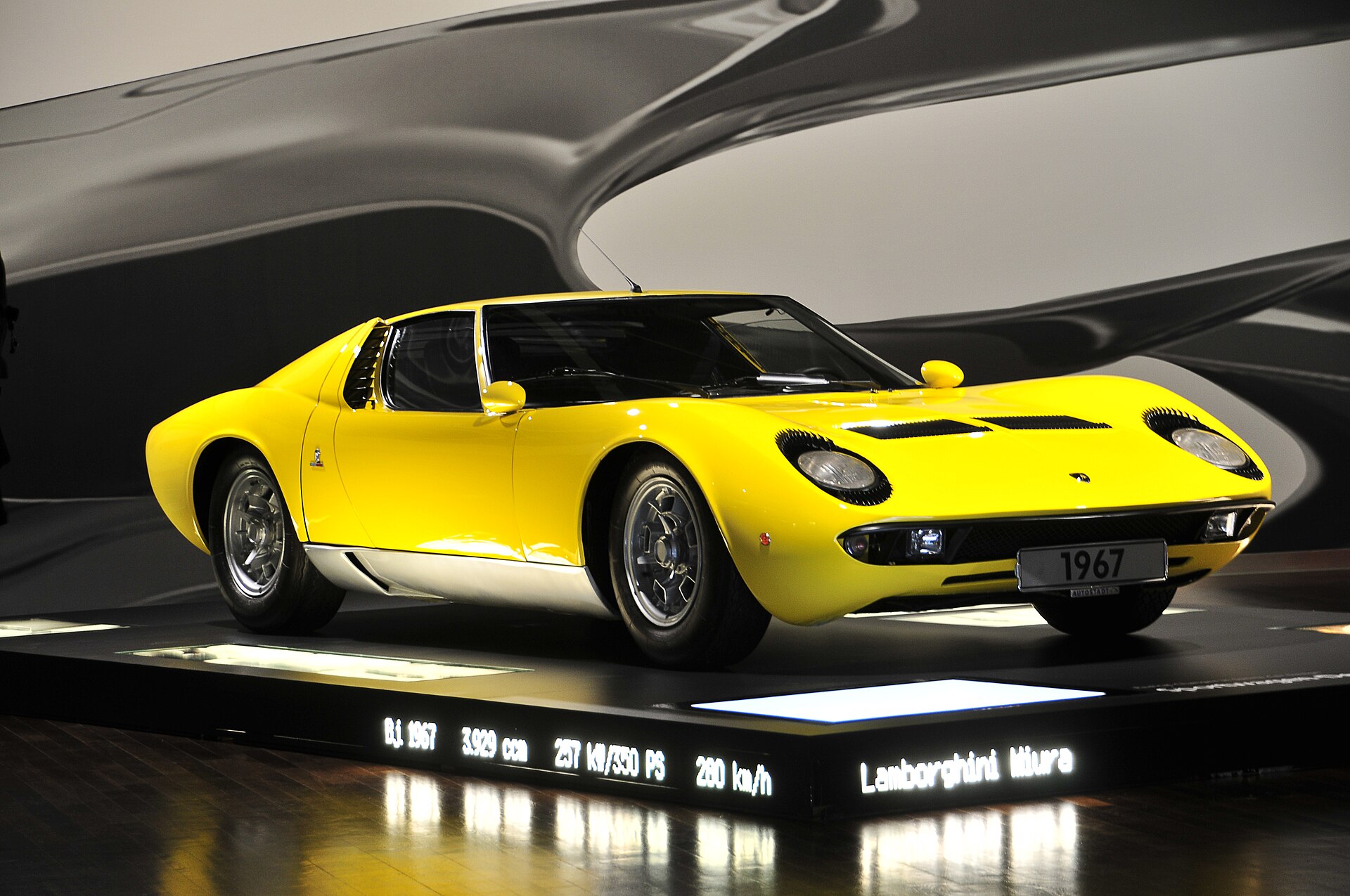 Lamborghini Miura